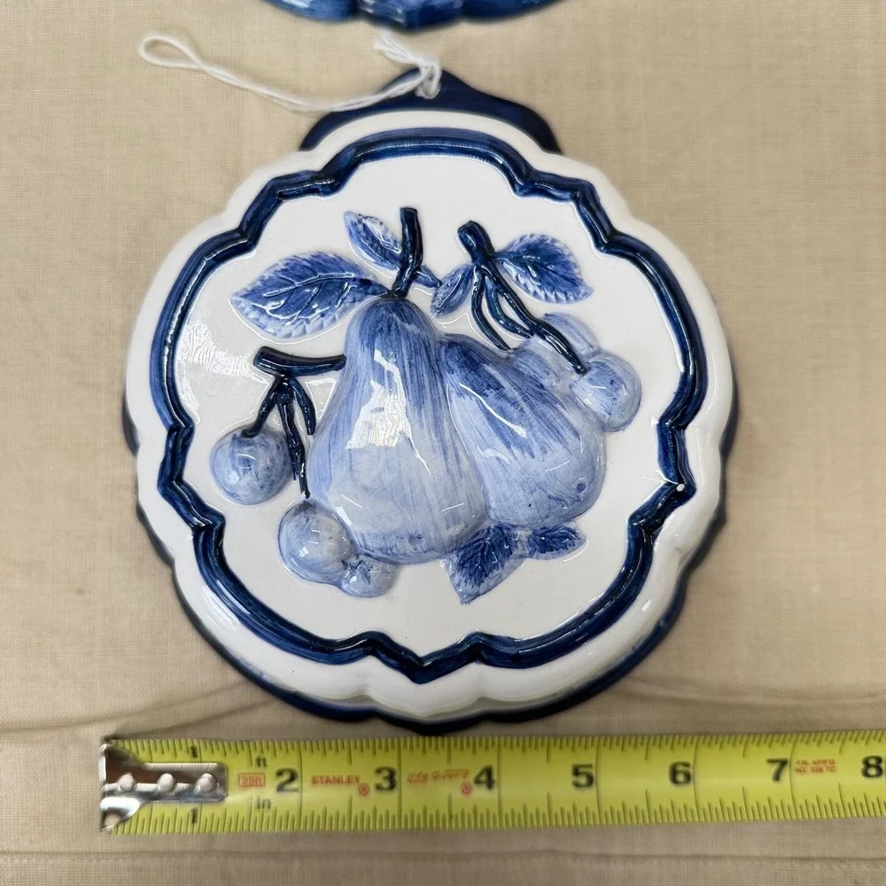 Vintage Blue White Hanging Ceramic Molds Pair Fruit Kitchen Wall Plate Decor